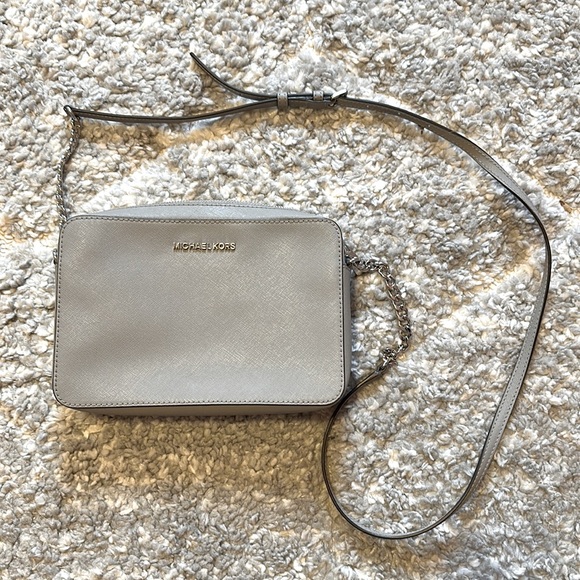 Michael Kors leather jet set east west crossbody - Picture 1 of 3